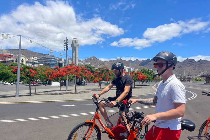 1.5 Hour Guided Bike Tour of Santa Cruz de Tenerife - Tenerife Auditorium (Auditorio de Tenerife): modern icon time