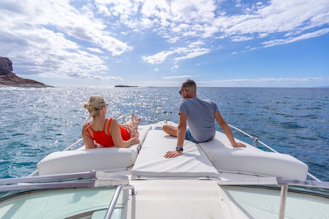 3 Hour VIP Private Luxury Boat Charter in Tenerife - Cava reception and the easy start along Tenerife’s coast