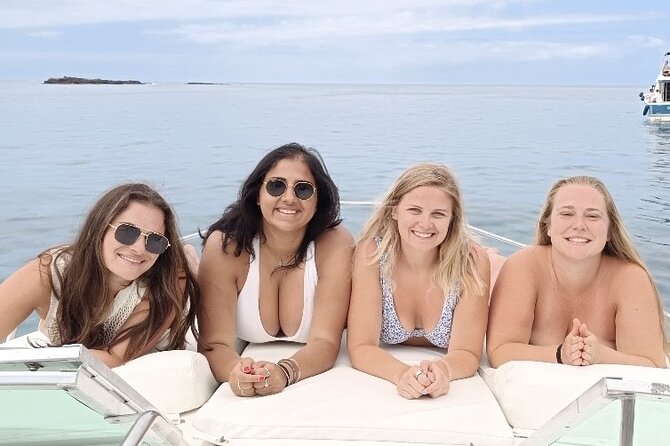 3 Hour VIP Private Luxury Boat Charter in Tenerife - Cruising back to Puerto Colón, with one last view sweep