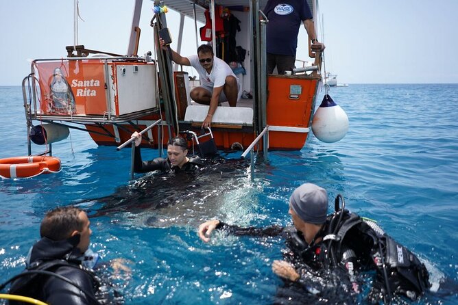 3-Hours Shared Tour to Accessible Boat en Canary Island - Weather, pace, and practical tips for a smooth trip