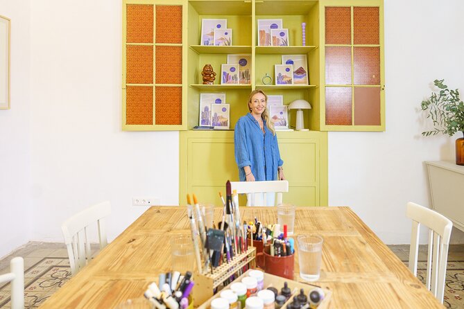 Abstract Watercolor Workshop Inspired by Tenerife’s Beauty - Meet Anika and the studio workflow