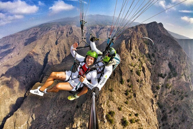 Acrobatic Paragliding Tandem Flight above south Tenerife - Harness, Helmet, And GoPro Setup: What You Do Before You Fly