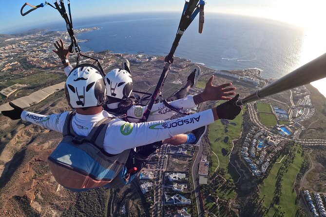 Acrobatic Paragliding Tandem Flight above south Tenerife - Tips To Make Your Day Smooth: Shoes, Sun, And Comfort