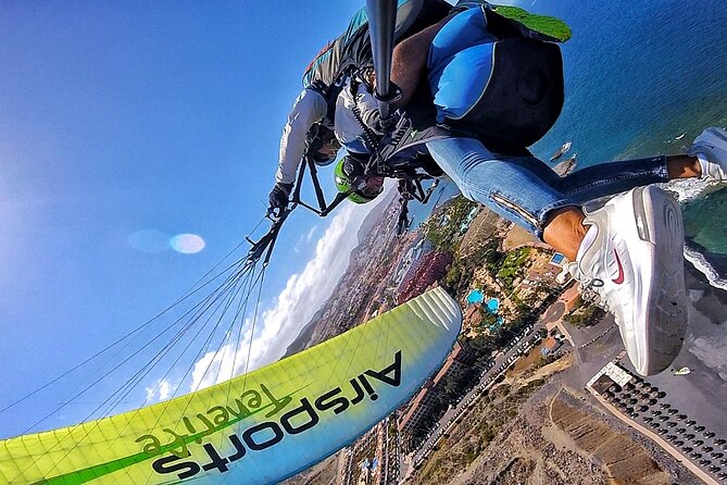 Acrobatic Paragliding Tandem Flight above south Tenerife - 800 To 1,000 Meters Up: Thermal Soaring Plus Aerobatic Spins