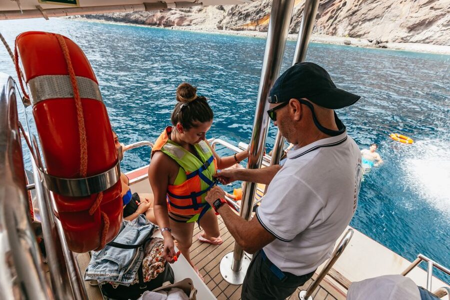 Adeje: Whale and Dolphin Watching Cruise with Lunch and Swim - Getting around on the boat: space, crowds, and comfort