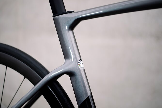 BH RS1 3.5 Shimano 105 Di2 12sp Road Bike Rental in Tenerife - Pickup and meeting point in Arona, plus hours that actually help