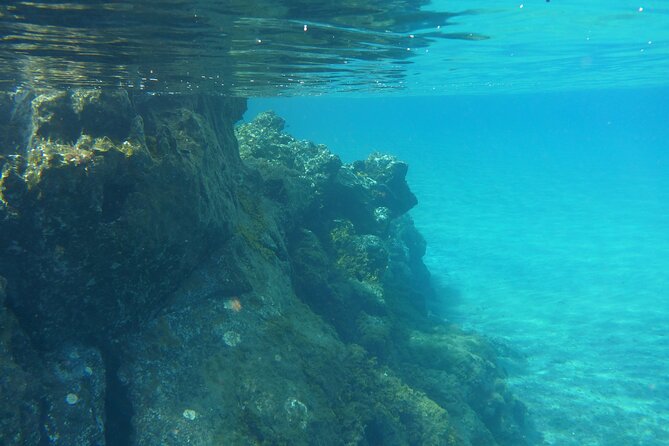 Boat Excursion to visit underwater lava tongues - Timing, Route, and How to Choose Your Day