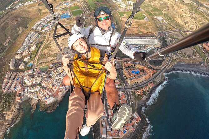 BRONZE tandem paragliding flight in South Tenerife, free pick up - Where your flight happens: Costa Adeje to La Caleta