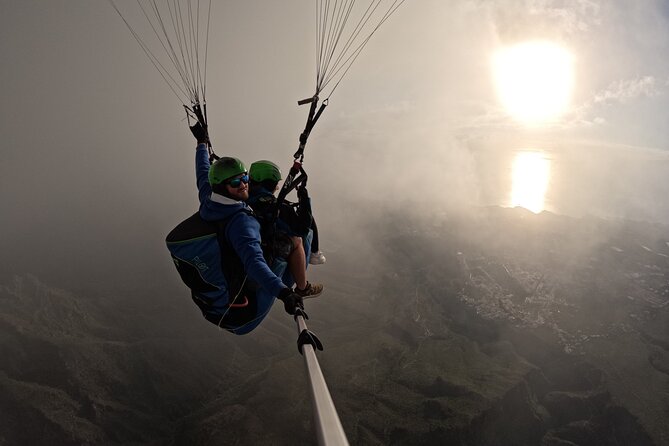 Costa Adeje paragliding, the best tandem flight in Tenerife - Before Takeoff: Gear, Jacket, and the One Wear Rule