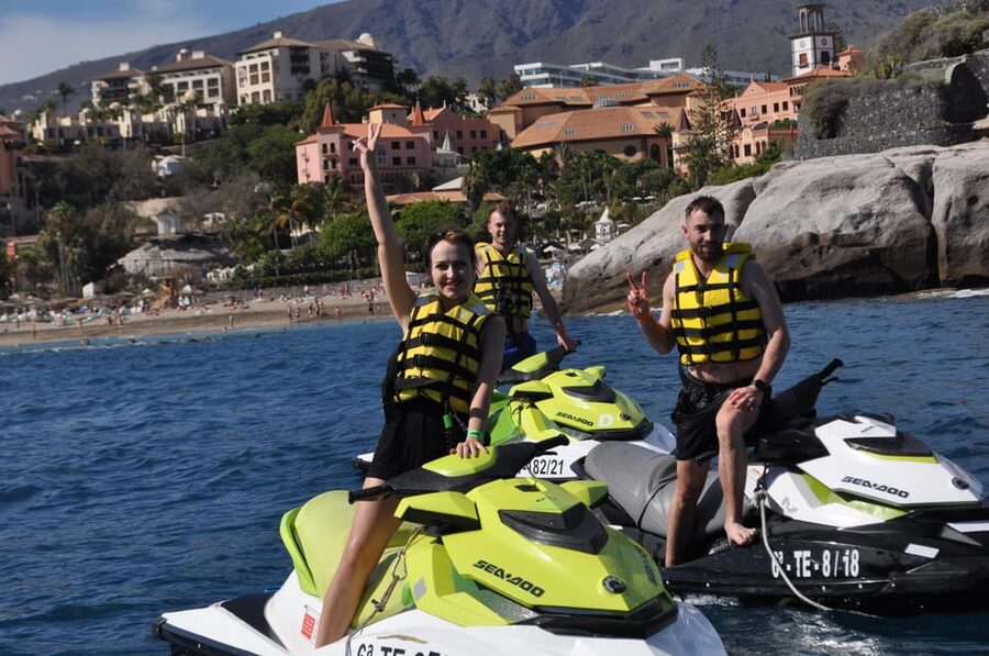From Puerto Colon : 1 hour adrenaline JetSki tour - Jet Ski Performance and Stability: Why Beginners Are Not Guaranteed to Feel Scared