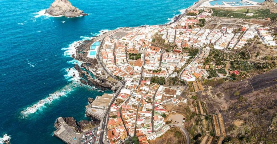 From Santa Cruz: Teide Volcano, Icod, & Garachico Tour - Teide National Park Above the Clouds: Weather and Walking Time