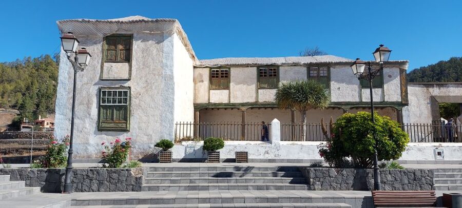 From South Tenerife: Teide National Park Tour - Price and value: what $77 buys you on Tenerife time