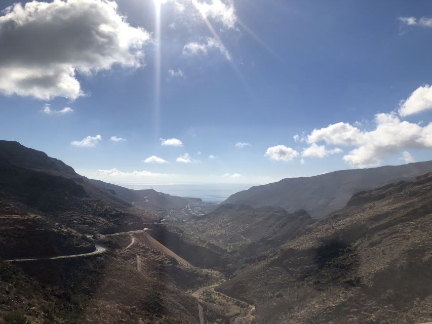 From Tenerife: Guided Tour to La Gomera with Ferry Ticket - Garajonay National Park and Laguna Grande, your laurel forest payoff