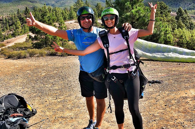 GOLD paragliding flight including videos/photos, t-shirt and a bottle of Cava - The Landing Plan: Soft Sands at La Caleta, Or a Nearby Touchdown