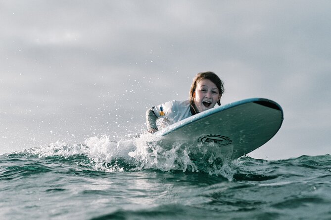 Group Surf Lesson at Playa de las Américas - The 2-hour format: what you’ll likely do from first instructions to first waves