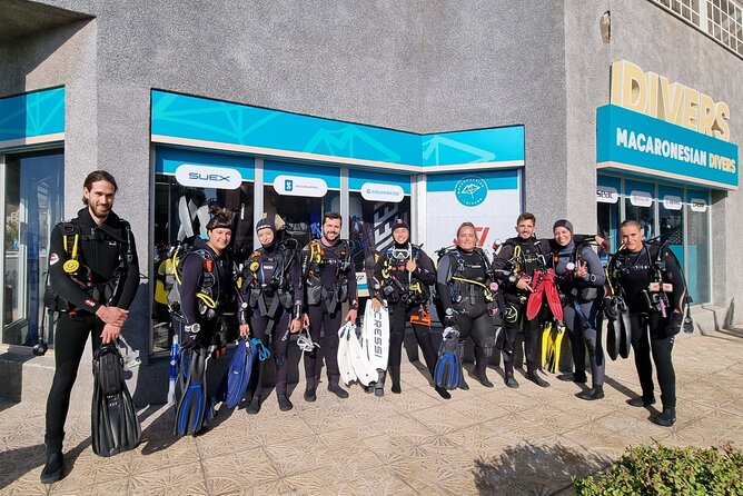 Guided Immersion from Santa Cruz de Tenerife - After the water, shower, bar, and video recap