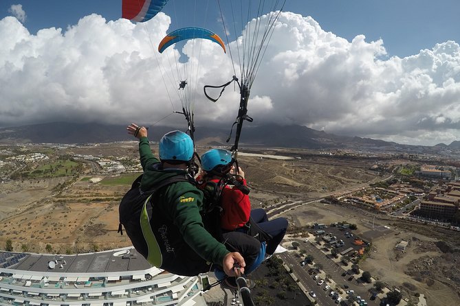 High Performance Paragliding Tandem Flight in Tenerife South - The Takeoff Plan and Altitude: What the 700 m vs 1,000 m Choice Means