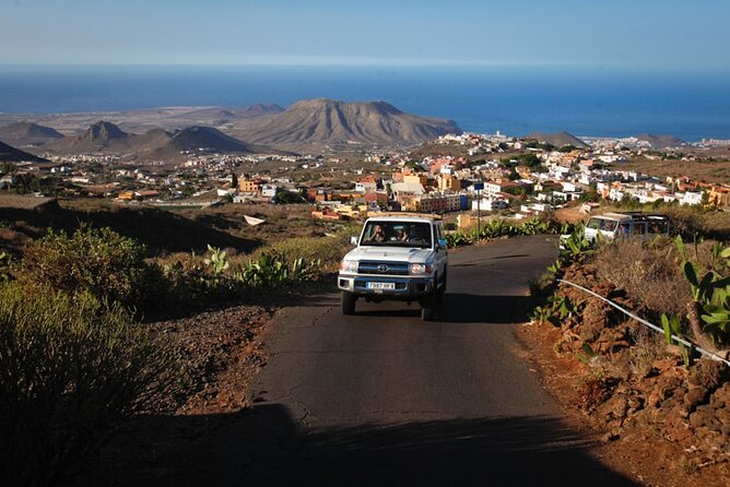 Jeep Safari at Half Day Teide - The Jeep ride up toward Teide: comfort, views, and how to enjoy it