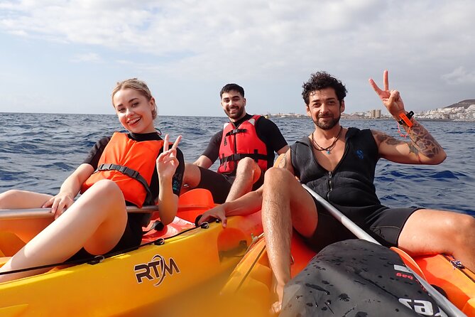 Kayaking + snorkeling with turtles - From Los Cristianos to PalmMar rocks: the paddle that sets the tone