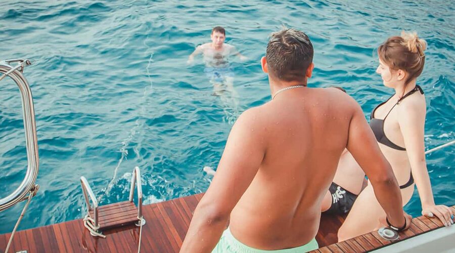 Lady Sunshine, Bavaria Cruiser 55, a lifetime Experience - Wildlife watching, treated as nature’s bonus