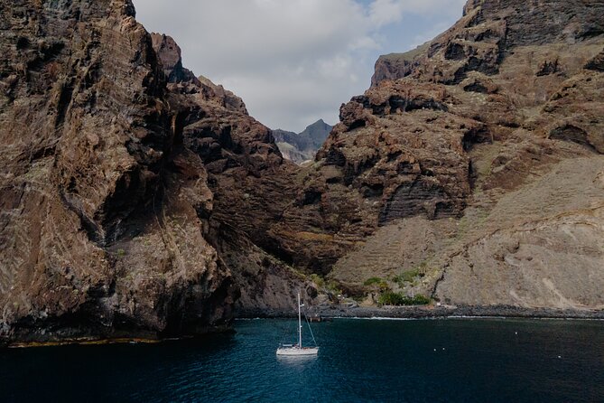 Los Gigantes Clifs Small-Group Sail Tour with Lunch - Key Things That Make This Sail Worth It