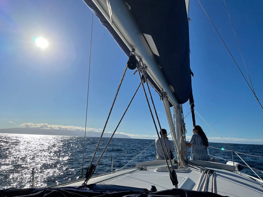 Los Gigantes: Sailing Excursion with Swimming, Drink & Tapas - What to pack and the onboard rules that keep things safe