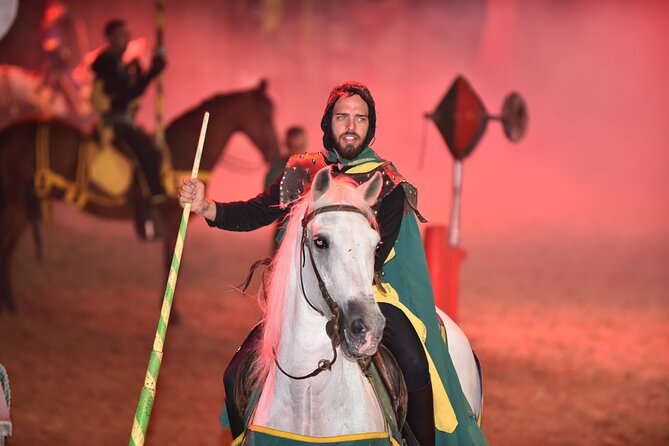 Medieval San Miguel castle with dinner-Show in South Tenerife - Dinner during the show: what you eat, and what you should expect