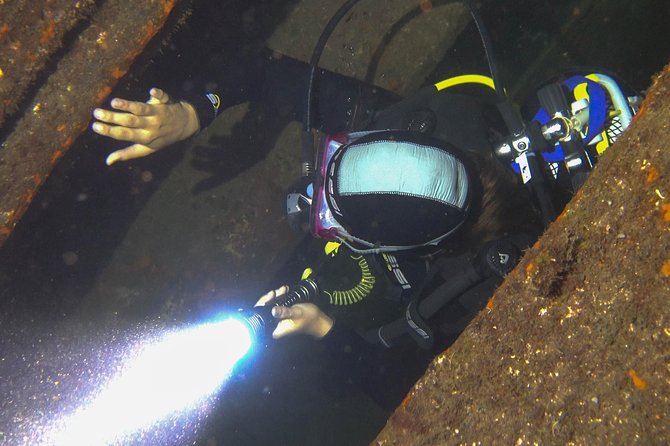 PADI Advanced Open Water Diver Course (AOWD) - 2 days - What you actually do during a two-day AOWD