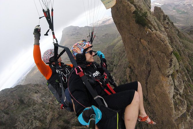 Paragliding Epic Experience in Tenerife with the Spanish Champion Team - Who should book this Tenerife paragliding flight, and who should rethink
