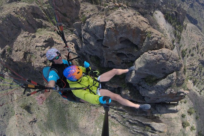 Premium Paragliding in Tenerife : Photos, videos and pickup included - Should you book premium paragliding in Tenerife with Sky of Tenerife?