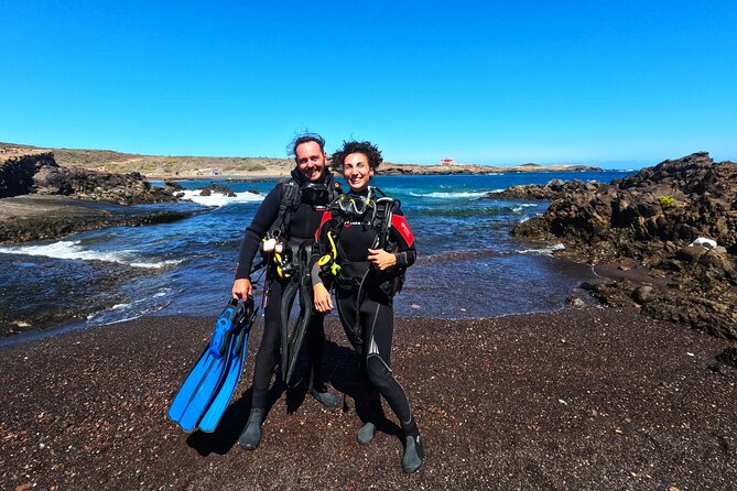 Private Scuba Diving in Tenerife – Certified Instructor & Photos - Private coaching in Los Cristianos, built for first-timers