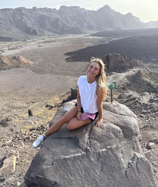 Private tour Tenerife: Teide National Park + Restaurant - Roque de García to 2,250 m, a walk through volcanic “moon” terrain
