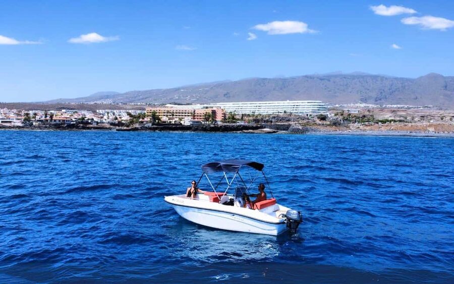 Puerto Colon: La Nina Boat self drive, No licence Tenerife - The boat setup that actually makes a difference