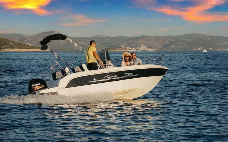 Puerto Colon: License-Free Self-Drive Boat in Tenerife - Who this suits best, and who should skip it