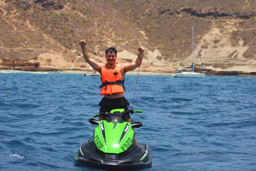 Puerto Colón: Yamaha Jet Ski Tour Along Tenerife's Coast - Who should book this Yamaha tour along Tenerife’s coast