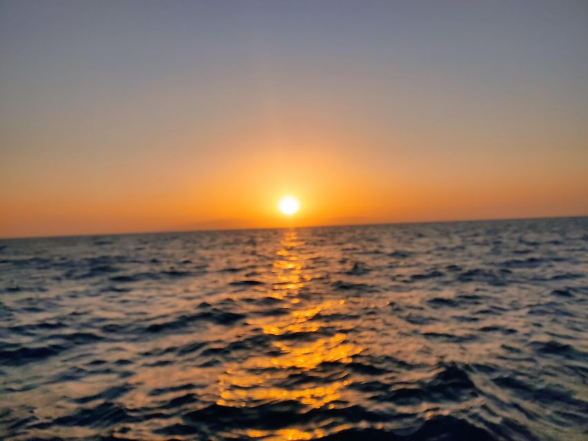 Rent a Boat with No License, Self Drive - Logistics that affect your comfort, meeting point to return