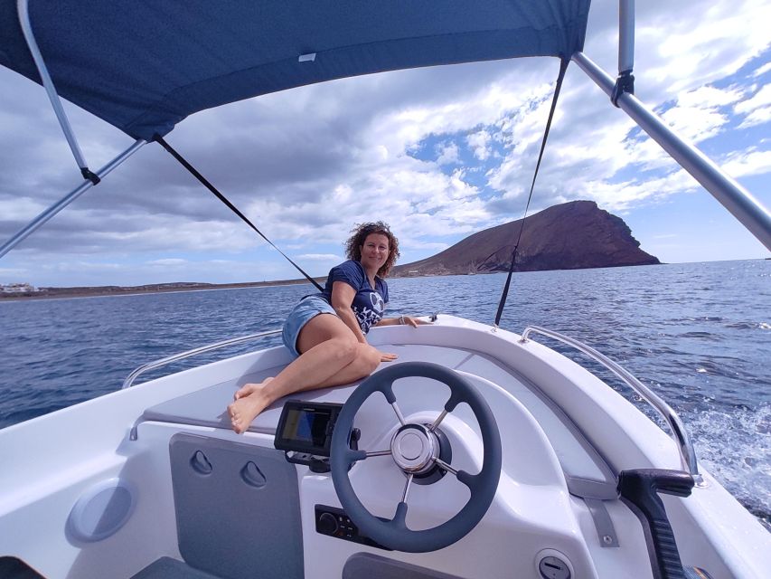 Rent a Boat with No License, Self Drive - Setting your course: Rasca Nature Reserve, Montaña Amarilla, and the Rasca lighthouse