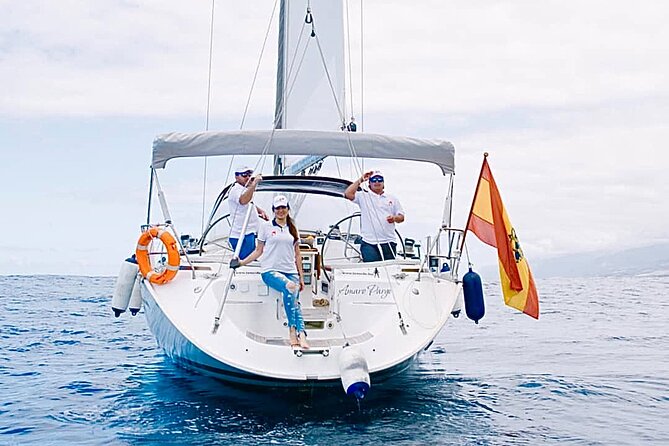 SAILING YACHT EXCURSION TOUR, Food & Drinks included! - The Boat Setup: Small-Group Sailing, Life Vests, and Snorkel Gear