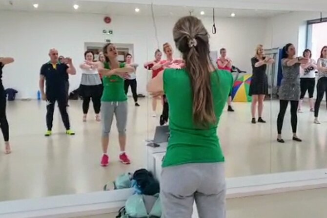 Salsa & Bachata, dance lessons Tenerife south. Have fun and learn - Los Cristianos meeting point, and how south Tenerife logistics work