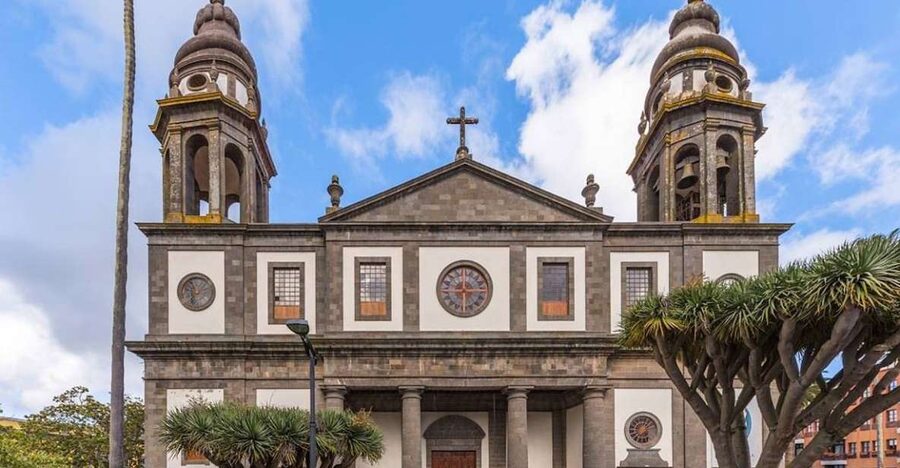 San Cristobal de La Laguna : Cathedral ticket w/ audioguide - San Cristóbal de La Laguna and why the cathedral sits in the right place