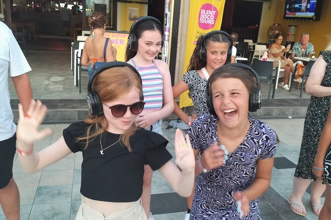 Silent Disco Walking Tours - Public Reactions: The Unexpected Social Part