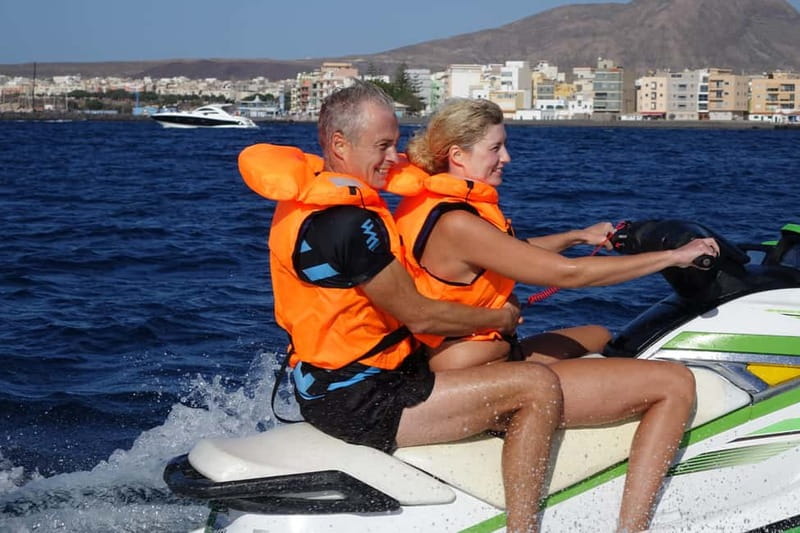 Single Jet Ski Ride with Pickup & Drop-off in Tenerife South - Languages and the Small Group Advantage
