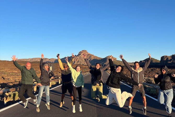 Small Group Teide Stargazing Tour with Picnic at Sunset - Who should book this Teide stargazing tour