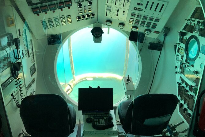 Submarine tour Tenerife: a 1 hour underwater experience - Comfort and Practical Tips Inside the Cabin