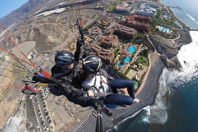 Tandem Paragliding Flight over Tenerife - The actual flight: gentle air, big-sky Tenerife, and changing conditions