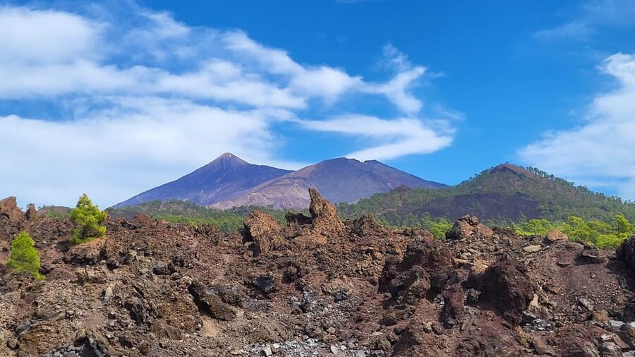 Teide National Park and Vilaflor - Boca Cangrejo lava flow and the La Gomera view