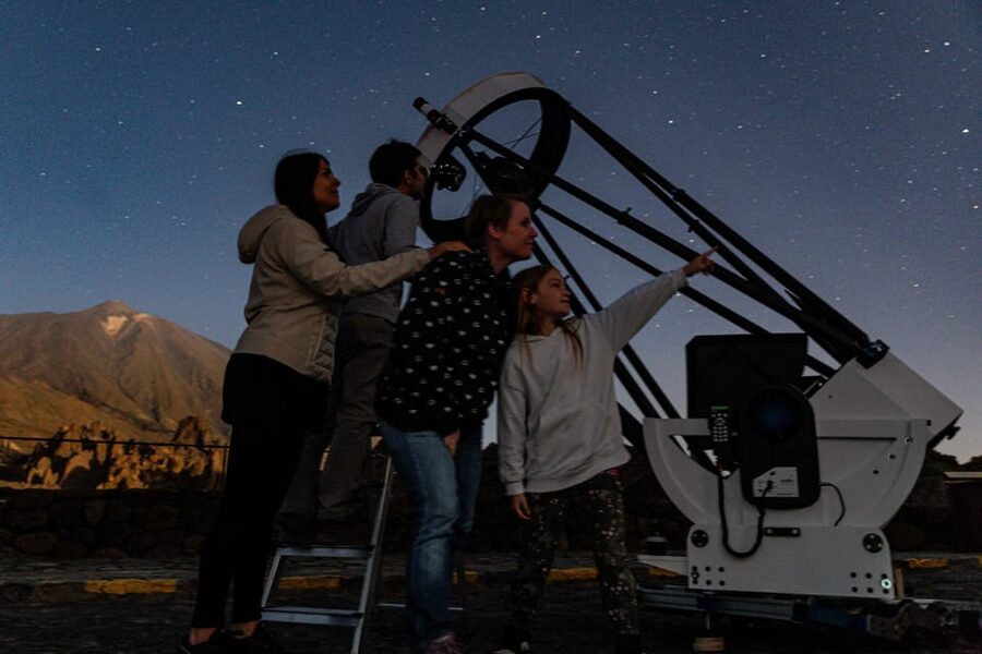 Teide National Park: Guided Large Telescope Stargazing Tour - Your telescope choice: Grand 32 scope vs Night Vision Voyage