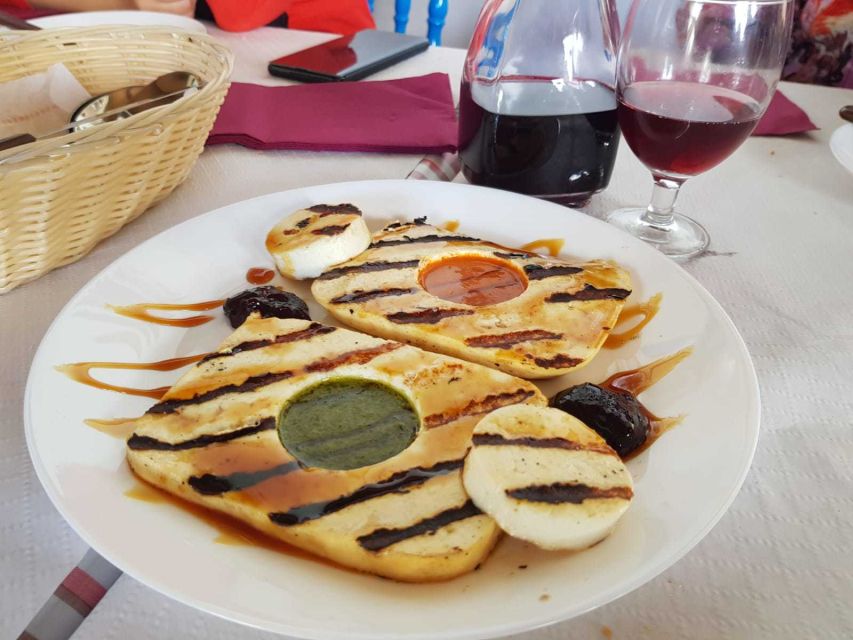 Tenerife: 4-Hour Gauchinche Food Tour - The Main Event: Eating at a Traditional Guachinche