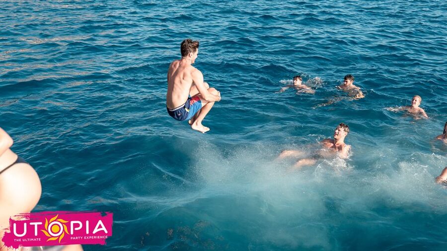 Tenerife: Boat Party with Open Bar and DJs - Should you book the Tenerife boat party with open bar and DJs?