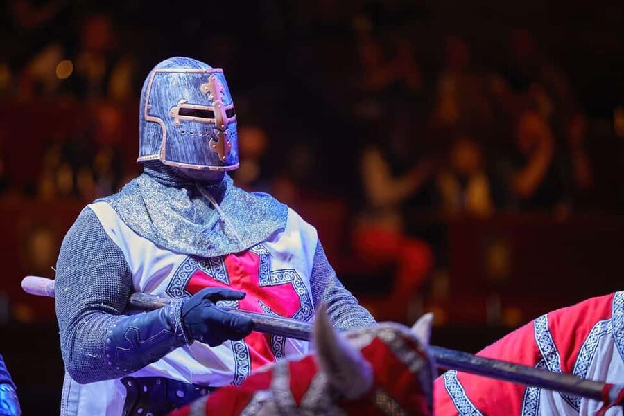 Tenerife: Castillo San Miguel Medieval Show and Banquet - Choosing VIP or standard seats, and how to get the best view